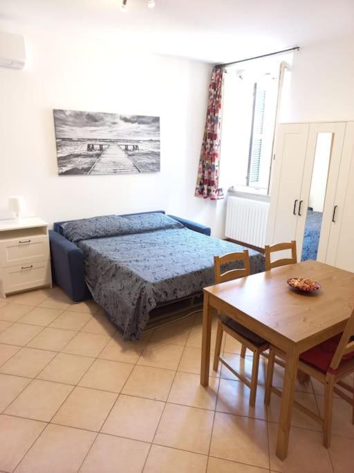 Il Nido Di Silvia A Due Passi Dal Teatro Rossini Apartment เปซาโร ภายนอก รูปภาพ