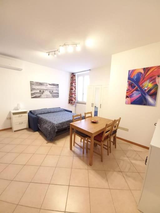 Il Nido Di Silvia A Due Passi Dal Teatro Rossini Apartment เปซาโร ภายนอก รูปภาพ