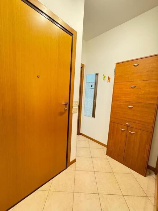Il Nido Di Silvia A Due Passi Dal Teatro Rossini Apartment เปซาโร ภายนอก รูปภาพ