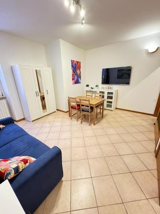 Il Nido Di Silvia A Due Passi Dal Teatro Rossini Apartment เปซาโร ภายนอก รูปภาพ